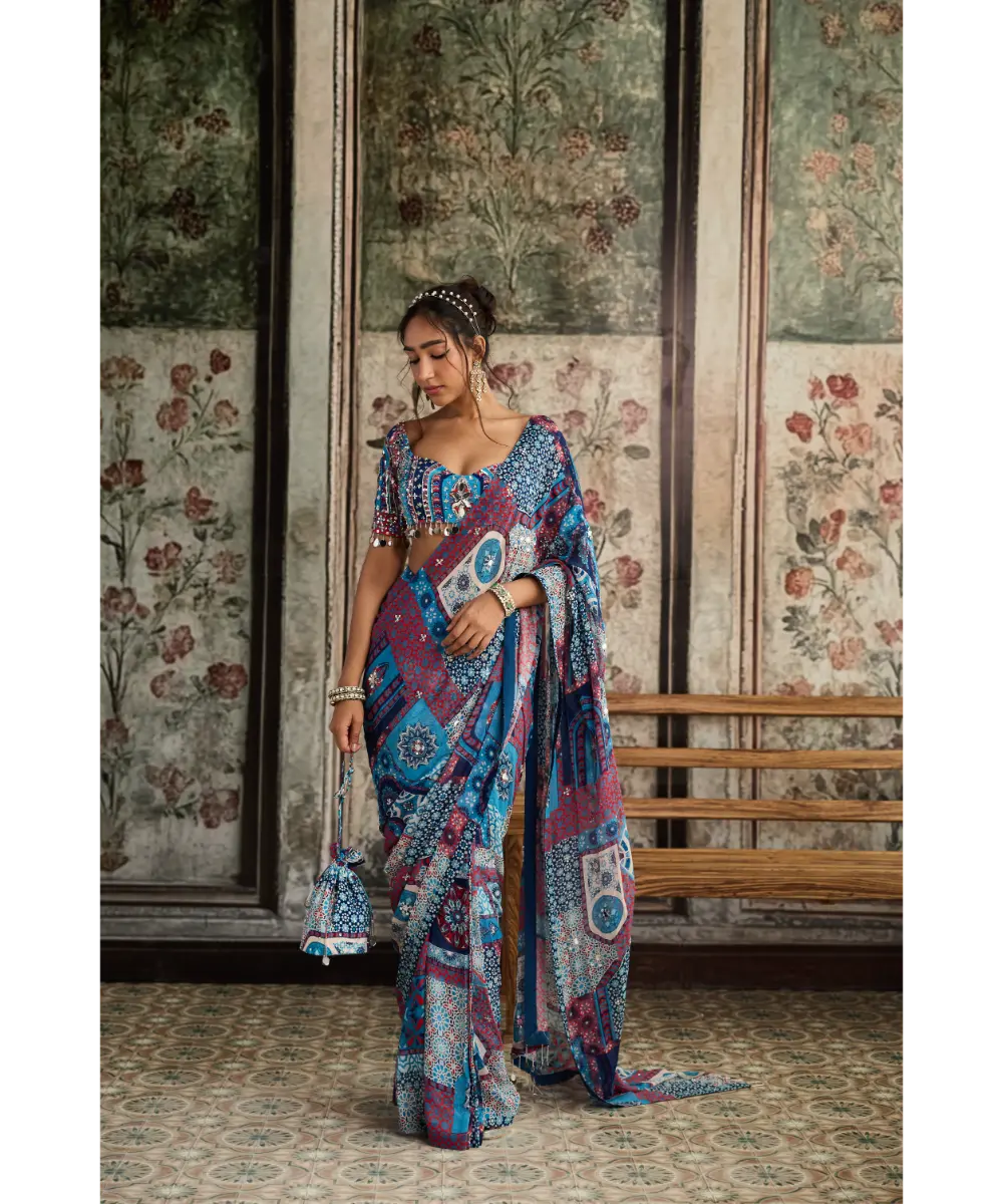 DIYARAJVVIR - Teal Print and Highlighted Pre-Draped Classic Saree Set